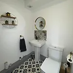 5b Queens Street,